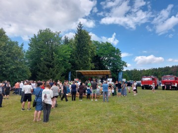 Relacja z Pikniku w Puszczy Mariańskiej „Święto Rodziny” , 
